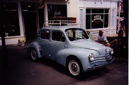 Renault 4CV